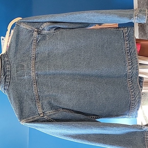Vintage Blue Denim Jacket - Picture 4 of 4